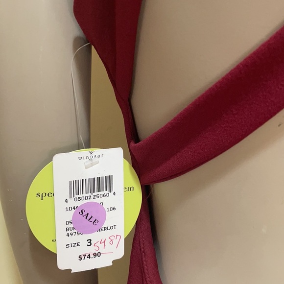 Women’s New Windsor Formal Dress - Picture 6 of 7